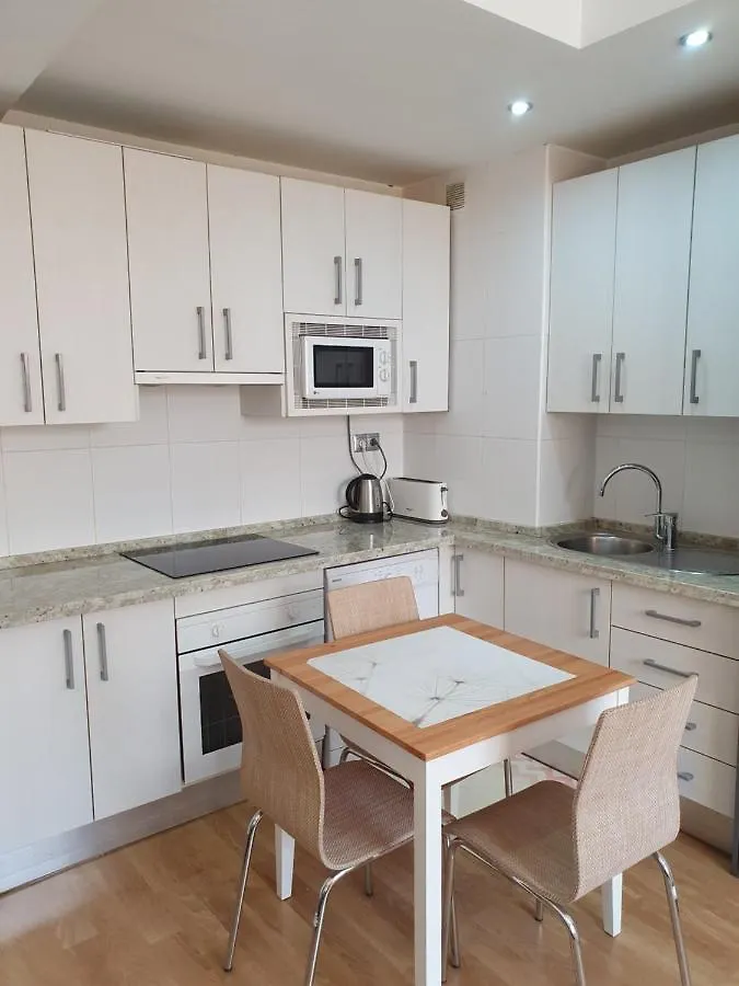 Ferienwohnung Apartamento Centrico Con Parking Málaga